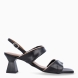 Sandalias de la marca Munné, modelo CESIA. Elaboradas en piel color negro con tiras en pala acolchadas. Punta cuadrada e interior color nude. Cierre de sandalias Munné con hebilla en tobillo y tacón de 4cm de altura. Estas sandalias Munné CESIA son un complemento ideal para ti!