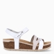 Sandalias de la marca Inter Bios, modelo MIA. Sandalias con tiras elaboradas en piel blanco y beig. Cierre de las sandalias con velcro y suela de goma con cuña de 5cm de altura. Estas sandalias Inter Bios MIA son ideales para elevar tus looks con la comodidad máxima que necesitas en tu día a día.