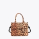 Bolso mini shopper de la marca Lola Casademunt, modelo VITTORIA. Bolso en tejido estampado de leopardo. Bolso incluye asas dobles y cierre magnético. Forro interior suave y detalles personalizados del logotipo Lola Casademunt. Bolso Lola Casademunt VITTORIA, ideal para marcar tendencia y estilo!ALTO 22cm ANCHO 28cm PROFUNDIDAD 8.5cm