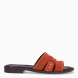 Chanclas de la marca Itse, modelo AYLA . Chanclas elaboradas en el exterior con ante color naranja e interior en piel color marrón oscuro, con aplicaciones de tachas plateadas en pala. Chanclas Itse con suela plana de goma. Estas chanclas Itse AYLA , son un complemento clásico para llevar a todos lados con comodidad y estilo!
