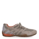 Deportivas de la marca Geox, modelo U55MA. Exterior en ante color camel, con detalle en rejilla. Interior en textil color naranja. Cierre de las deportivas con cordones. Suela de goma plana. Estas deportivas Geox U55MA transpirables son un complemento ideal de comodidad para el día a día.