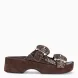 Sandalias de la marca Pons Quintana, modelo FORLI. Sandalias confeccionada a mano en piel trenzada color marrón es la combinación de diseño artesanal y confort absoluto. Su diseño de esta sandalias Pons Quinatan cuenta con hebillas trenzadas sobre empeine para adaptar el ajuste del pie, su plataforma forrada en piel trenzada a tono brinda mayor altura sin sacrificar estabilidad, ideal para acompañarte durante todo el día. Sandalias Pons Quintana con suela de goma antideslizante. Altura plataforma 4,5 cm, altura delantera 3,5 cm. Sandalias Pons Quintana FORLI, perfecta para outfits casuales, esta sandalia es un básico versátil que suma estilo y personalidad a cualquier temporada.