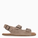 Sandalias de la marca Munné, modelo LAMINE_H. Elaboradas en ante color gris con tiras co hebillas en pala y talón. Interior en piel color nude. Cierre de sandalias Munné con hebillas y suela plana de goma. Estas sandalias Munné LAMINE_H , son un complemento ideal para lucir tus looks con estilo y comodidad!