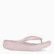 Sandalias esclavas de la marca Fitflop, modelo RELIEFF. Exterior elaborado en neopreno color beig con tiras en pala. Interior en piel color beig Suela plana de goma. Estas sandalias Fitflop RELIEFF son ideales para esta temporada!