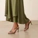 Sandalias de la marca Tamaris, modelo SHANTAL. Elaboradas en polipiel color cobre con tiras en pala con brillantes y tiras cruzadas en pala. Interior en piel color cobre. Suela con tacón fino de 8cm de altura. Estas sandalias Tamaris SHANTAL son un complemento ideal para elevar tus looks!