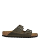 Sandalias de la marca Birkenstock, modelo ARIZONA BIRKO-FLOR. Sandalias elaboradas en neopreno de alta calidad de color verde con una base de corcho y látex de forma anatómica. Cierre de las sandalias con doble hebilla de espiga de metal con ajuste individual, en empeine y pala. Estas sandalias Birkenstock ARIZONA BIRKO-FLOR son un complemento ideal para esta temporada, su diseño simple atemporal, lo hace el accesorio clásico para tus looks!