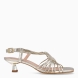 Sandalias de la marca Munné, modelo GREENWICH. Elaboradas en piel color platino, con detalle de tiras cruzadas en pala. Interior en piel color nude. Cierre de sandalias Munné con hebilla en tobillo y suela con tacón de 4cm de altura. Estas sandalias Munné GREENWICH, son un complemento ideal para tus looks en fiestas y eventos!