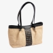 Bolso tipo cesto, de la marca MATTIES, modelo TIES. Bolso elaborado con rafia y polipiel de alta calidad color negro con un fiel acabado a la piel natural. Bolsillos estratégicamente ubicados para llevarlo todo organizado. Shopper MATTIES, con doble asa para el hombro. Interior forrado en textil suave al tacto. Bolso MATTIES TIES, ideal tamaño para que nada se quede afuera! Medidas: 35x22x14 cm