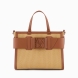 Bolso trenzado de la marca Armani Exchage, modelo TILSA. Exterior en rafia color camel, con logo en parte frontal. Cierre con cremallera, y doble asa, fija y regulable para máxima comodidad. Bolso con amplio espacio interno. Medidas: alto 24cm y ancho 32cm. Este bolso Armani Exchange TILSA es un complemento ideal para esta temporada!