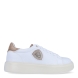 Deportiva de la marca Blauer, modelo VENUS. Exterior del la deportiva de piel de color blanco. Interior de la deportiva de piel y de forro textil. Logotipo blauer de pedrería plateada en el lateral exterior. Cierre de la deportiva con cordones. Deportiva con cuña de 3,5 cm de plataforma. La deportiva de Blauer, modelo VENUS, es una deportiva muy cómoda e ideal para el invierno. Queda bien con todo y es una pieza clave para dar un toque estiloso a tus looks de invierno.