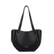 Bolso shopper de la marca Lancaster, modelo SIERRA HAUS. Bolso de hombro confeccionado en serraje de piel de vacuno granulada color negro. Se compone de dos compartimentos con cierre a presión y un compartimento central con cremallera para organizar tus esenciales. Bolso Lancaster equipado con dos asas sencillas no ajustables, se lleva al hombro. Bolso Lancaster SIERRA HAUS, es un complemento ideal para completar tus looks del día a día!