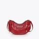 Bandolera de diseño media luna de la marca Lola Casademunt, modelo PARMA. Bolso perfecto para cualquier ocasión. Confeccionada en material de alta calidad color rojo, destaca por su detalle de tubo metálico troquelado con el logo. Bandolera Lola Casademunt PARMA, cómoda y versátil, cuenta con cierre de cremallera y correa ajustable. No te puede faltar!ALTO 15cm ANCHO 30cm PROFUNDIDAD 11cm