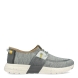 Deportivas transpirables de la marca Hey Dude, modelo 407. Exterior de las deportivas en textil color gris. Interior de las deportivas en textil color blanco. Cierre de las deportivas Hey Dude con cordón elástico gris. Deportivas con cuña de 2cm de altura. Estas deportivas Hey Dude 407 son un complemento clásico en tu armario de temporada.