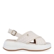 Sandalias de la marca Geox, modelo NORA. Exterior en piel color beig con tiras cruzadas con estampado.Interior en piel color camel. Cierre de sandalias Geox con hebilla. Sandalias con cuña de 4cm de altura. Estas sandalias Geox NORA son unas clásicas, que darán a tu look un estilo único!