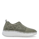 Deportivas transpirables de la marca Walk & Fly, modelo AH-99. Exterior en microfibra color verde militar con efecto troquelado. Cierre sin cordones con plataforma de goma dentada y cuña de 3cm de altura. Estas deportivas Walk & Fly AH-99 tienen la comodidad que necesitas en tu día a día!