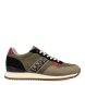 Deportivas clásicas de la marca Napapijri, modelo NP1. Exterior de las deportivas en naylon color verde con detalles en ante color taupe y negro, piel roja y estampado de la marca. Interior de las deportivas en textil color gris con plantilla acolchada y extraíble. Cierre de las deportivas con cordones y suela plana. Estas deportivas Napapijri NP1 son unas clásicas, que te permitirán crear diferentes looks en tu día a día.