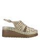Sandalias de la marca Pons Quintana, modelo TRENZAD. Exterior de las sandalias en piel trenzada color platino. Interior de las sandalias en piel color platino. Cierre de las sandalias Pons Quintana con hebilla en el tobillo. Sandalias ocn cuña de 5cm de altura. Estas sandalias Pons Quintana, modelo TRENZAD, son perfectas para esta temporada, son cómodas y marcarán un estilo único en tus looks!