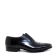 Zapatos de vestir de la marca Sergio Serrano modelo Ingles Antick. Exterior fabricado artesanalmente en piel florentic de color negro. Punta remarcada. cierre con cordones. Interior forrado de piel. Suela de goma. Ideal para ceremonias y eventos especiales.