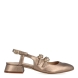 Merceditas de la marca Itse, modelo DORI. Exterior de las merceditas en piel color nude brillante con punta redonda. Interior de las merceditas en piel color beig. Cierre de las merceditas Itse con triple hebilla, dos en la pala y una en el talón. Merceditas con tacón de 2cm de altura. Estas merceditas Itse DORI son unas clásicas de temporada, te ayudará a realzar tu look con una comodidad máxima.