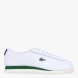 Deportivas de la marca Lacoste, modelo CLUB-LOW. Deportivas elaboradas en piel color blanco. Deportivas ligeras con efecto plegable, detalles de la marca serigafiados en exterior. Detalles de marca de cocodrilo metálicos en el lateral. Interior en piel color blanco. Cierre de deportivas Lacoste con cordones blancos. Suela de cacuho con detalle en verde y efecto dentado. Estas deportivas CLUB-LOW Lacoste son unas clásicas, ideales para tu día a día!