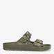 Sandalias de la marca Birkenstock, modelo ARIZONA EVA. Sandalias elaboradas en neopreno color verde de alta calidad. Cierre de las sandalias con doble hebilla en pala y empeine. Suela plana de goma. Estas sandalias Birkenstockl ARIZONA EVA son ligeras, resistentes al agua y te ofrece la mejor comodidad que necesitas para esta temporada.
