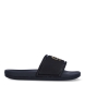 Chaclas clásicas de la marca Camper, modelo C60. Exterior en neopreno color negro con detalle de estampado de logo en dorado sobre pala. Suela de goma plana. Estas chanclas Camper C60 son un complemento ideal para disfrutar de la comodidad al caminar.
