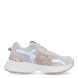 Deportivas de la marca No Name, modelo CARTER 2.0. Exterior en tela con efecto rejilla color beig con detalles en blanco. Interior en piel color blanco. Cierre de las deportivas No Name con cordones y una suela de goma con cuña de 3cm de altura. Estas deportivas No Name CARTER 2.0 son unas clásicas, ideales para esta temporada!