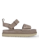 Sandalias de la marca UGG, modelo GOLDENSTAR. Exterior en ante color camel con tiras en pala. Interior en ante color camel. Cierre de sandalias UGG con doble velcro. Sandalias con plataforma dentada de 4cm de altura. Estas sandalias UGG GOLDENSTAR es un complemento ideal para tus looks de temporada!