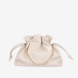 Bolso pequeño de la marca UNISA, modelo ZELORA. Bolso tipo saco fabricado en piel color beig. Tiras acolchadas al tono para fruncirlo y cierre con imán. Cadena corta metálica y bandolera de crossbag al tono. El ZELORA de Unisa es perfecto para cualquier situación. Medidas: 23cm x 28cm x 7cm. Bolso ideal para llevarlo a todos lados!